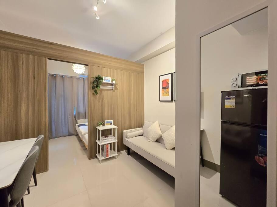 1br Unit Condotel W Balcony Fame Residences #fm60 Apartment Manila